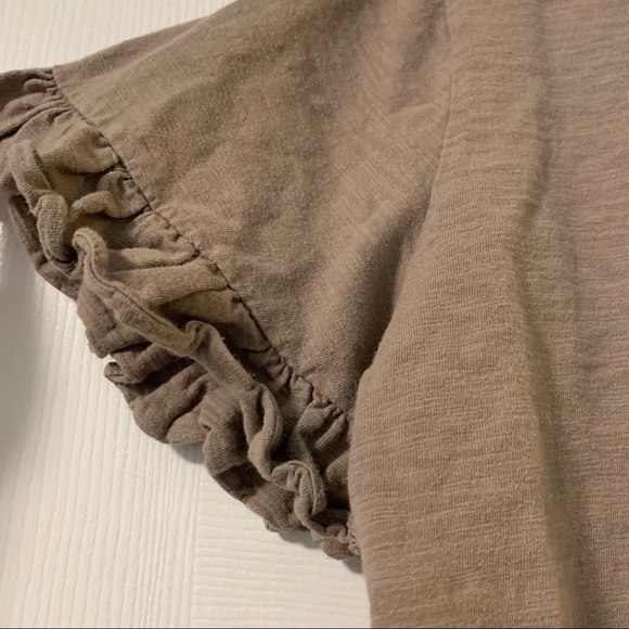 T shirt - Picture 2 of 2